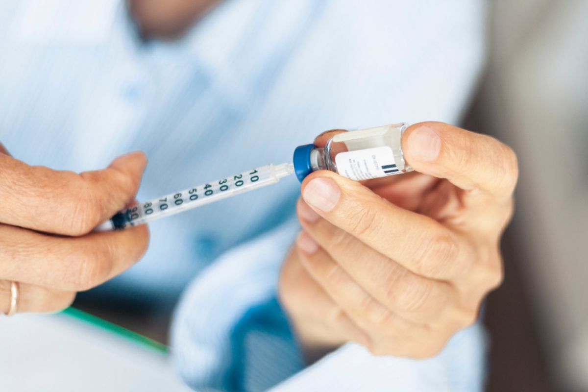 Traveling With Wellness Peptides: TSA, Storage and Safety Guide (2026)
